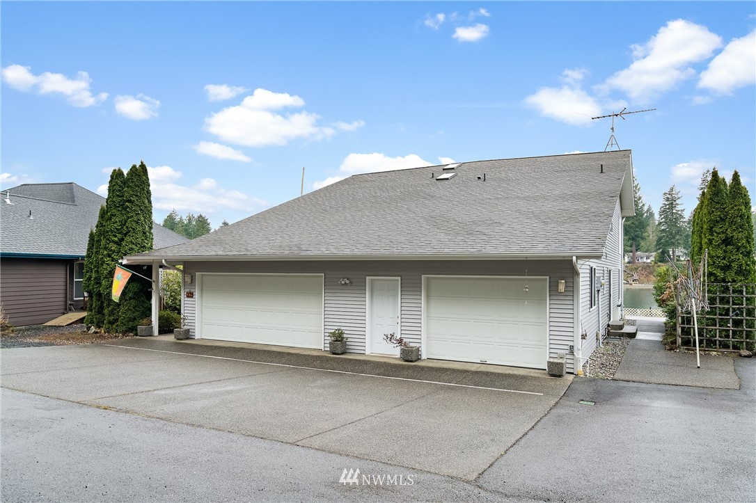 263 Stretch Island Road North Grapeview, WA 98546 - Photo 6 of 40 Gallery Image 6