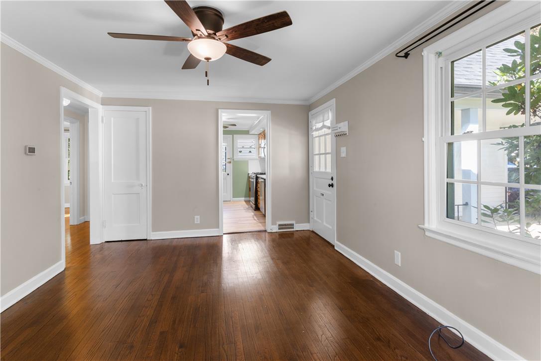 968 Birch Road Hellertown, PA 18055 - Photo 4 of 17 Gallery Image 4