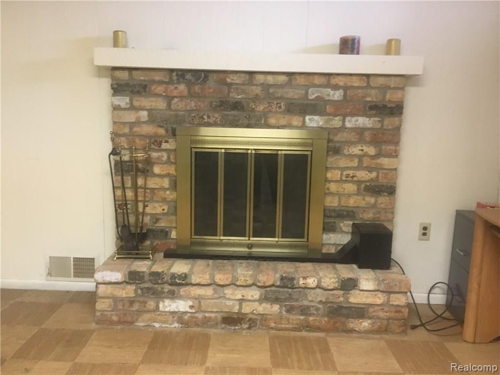 12355 Jennings Road Linden, MI 48451 - Photo 16 of 24