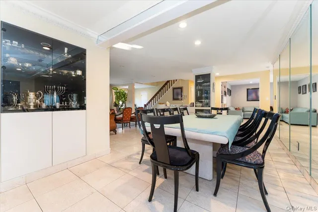 $1,690,000 | 924 Northfield Road, Woodmere, NY 11598