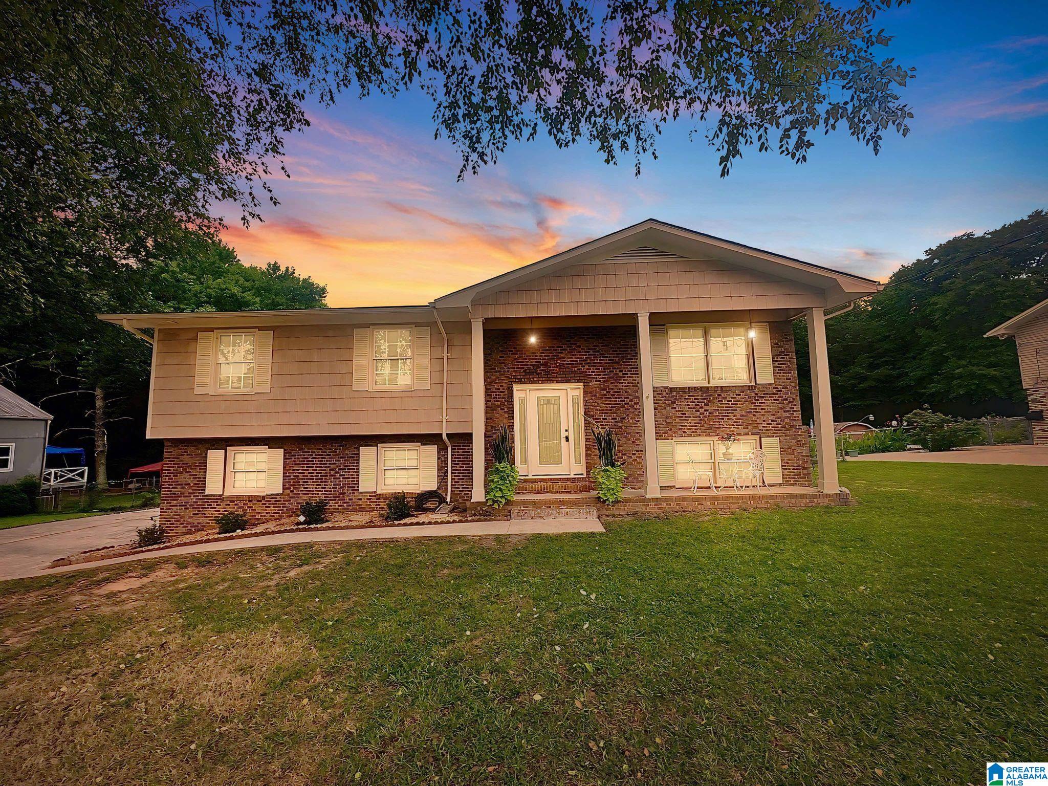 1708 Victoria Lane Anniston, AL 36207 - Photo 1 of 33