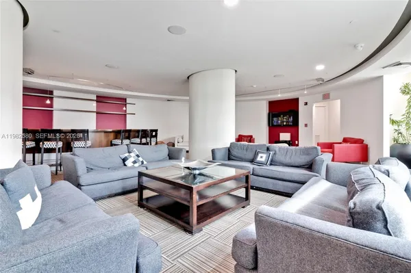 $310,000 | 9055 Southwest 73rd Court, Unit 1104, Miami, FL 33156