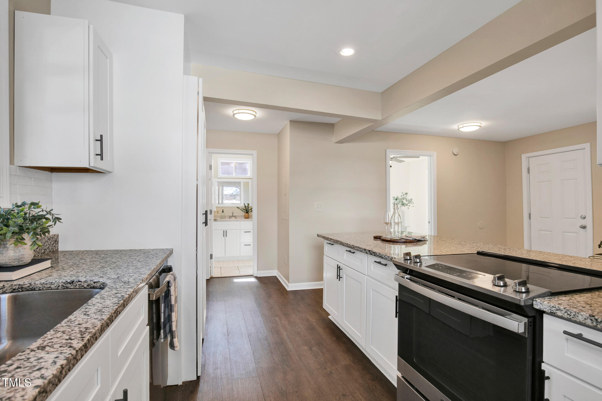 302 St Augustine Raleigh, NC 27610 - Photo 10 of 27 302StAugustineAve-14