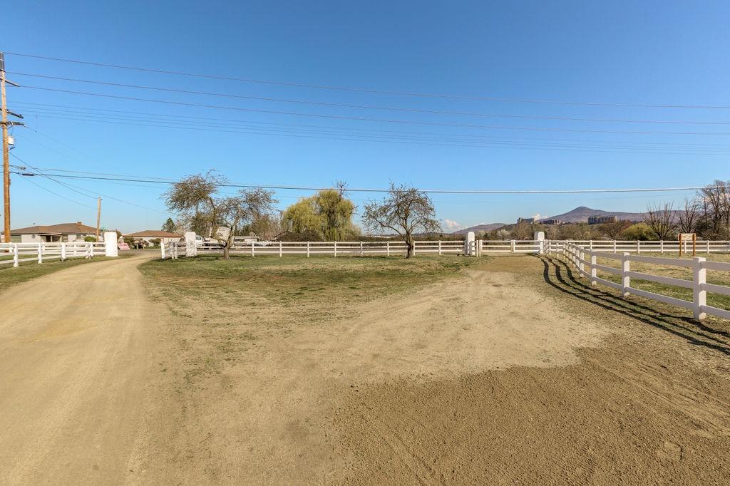 155 South Stage Road Medford, OR 97501 - Photo 20 of 35 Additional Photo