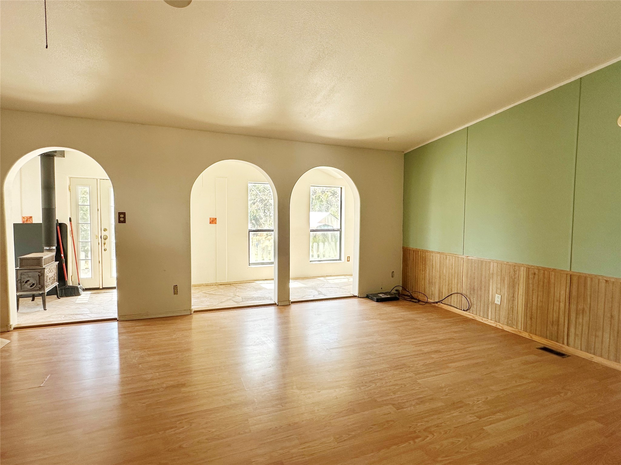 53 County Rd B44C Pecos, NM 87552 - Photo 5 of 24