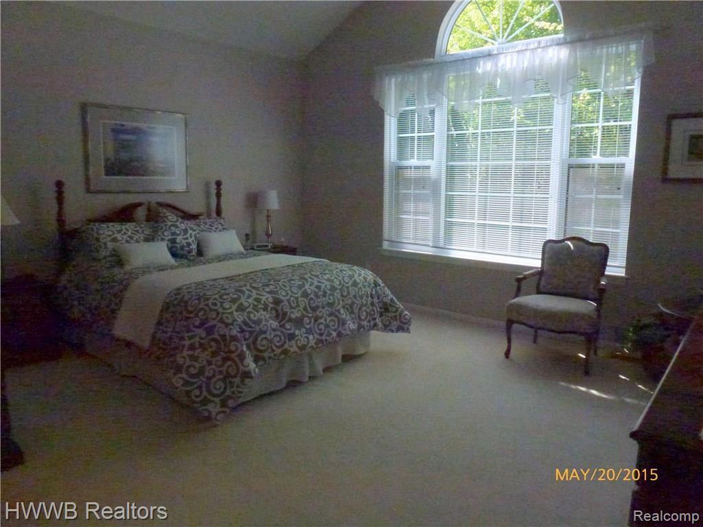 3561 Windingbrook Circle, Unit 93 Rochester Hills, MI 48309 - Photo 9 of 22