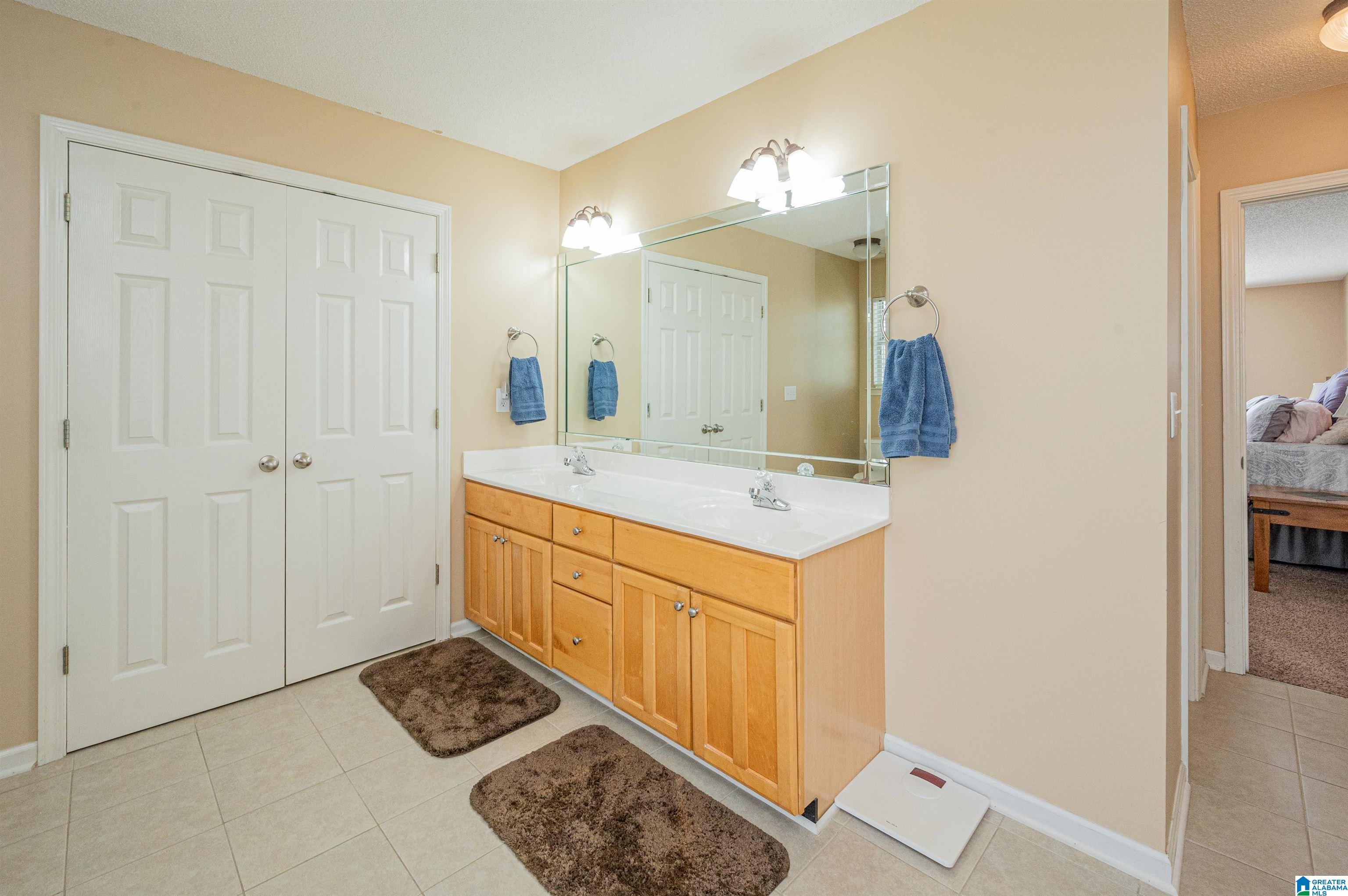 276 Warwick Lane Alabaster, AL 35007 - Photo 23 of 36