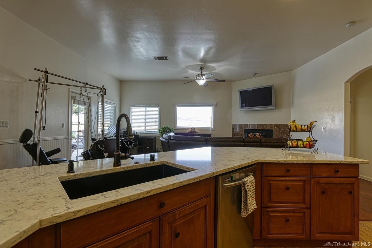 23636 Willow Canyon Road Tehachapi, CA 93561 - Photo 16 of 51 Gallery Image 16