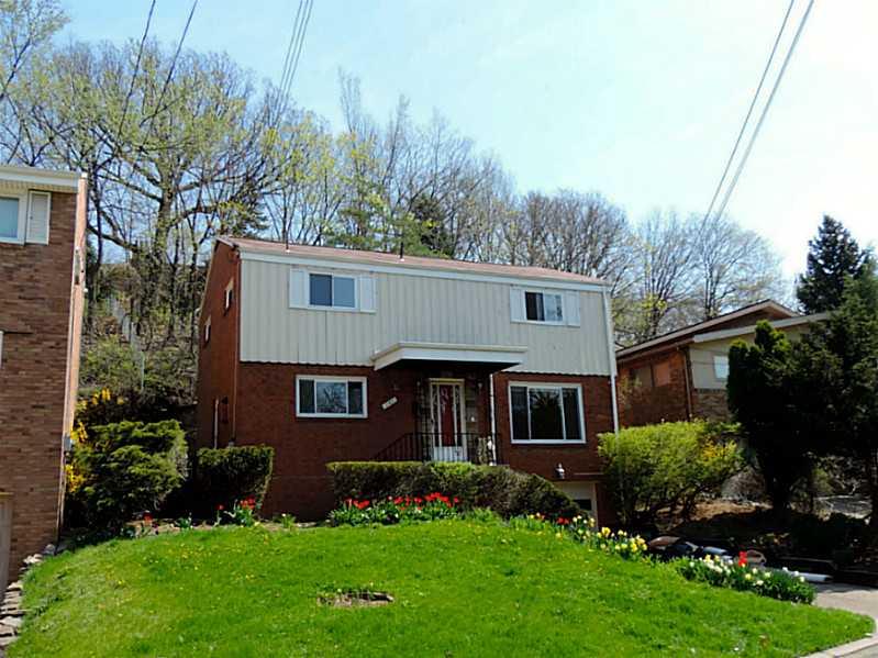 141 Techview Terrace Pittsburgh, PA 15213 - Photo 24 of 25 a view of a house with a yard plants and large tree