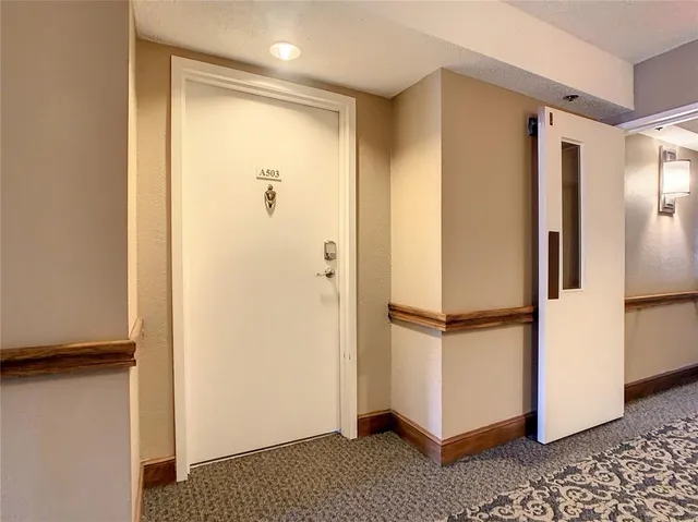 $2,000 | 2333 Feather Sound Drive, Unit A503, Clearwater, FL 33762