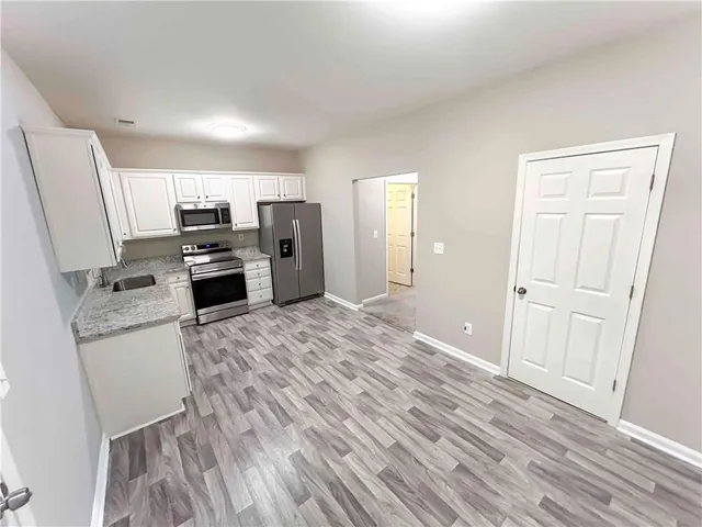 $1,899 | 198 Timber Creek Lane Southwest, Unit 198, Marietta, GA 30060