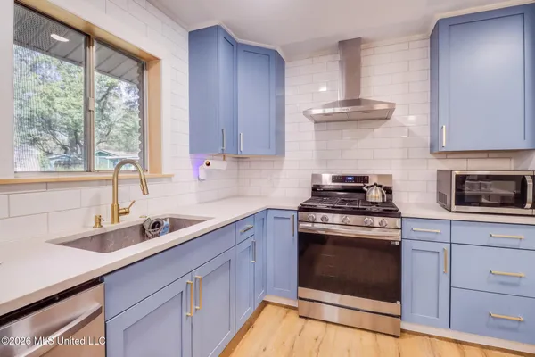 $2,000 | 911 Brown Street, Gulfport, MS 39507