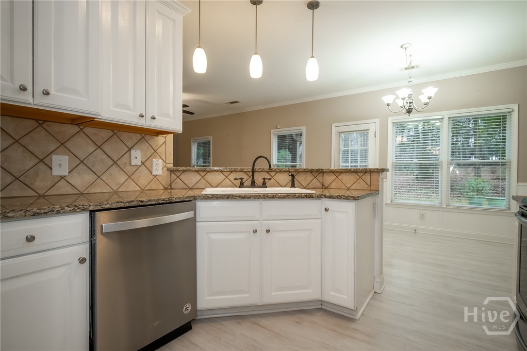 102 Green Top Way Athens, GA 30605 - Photo 8 of 32 Kitchen