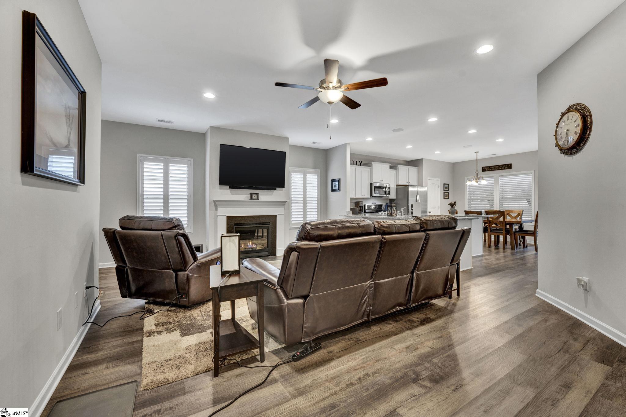 302 Anduin Way Fountain Inn, SC 29644 - Photo 3 of 31