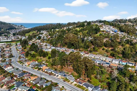 $1,174,888 | 1559 Linda Mar Boulevard, Pacifica, CA 94044