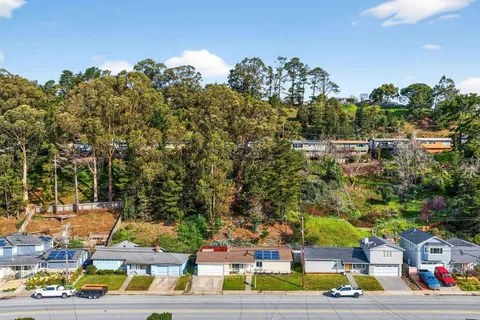 $1,174,888 | 1559 Linda Mar Boulevard, Pacifica, CA 94044