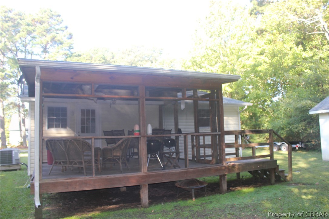227 Gum Thicket Road Gwynn, VA 23076 - Photo 4 of 18