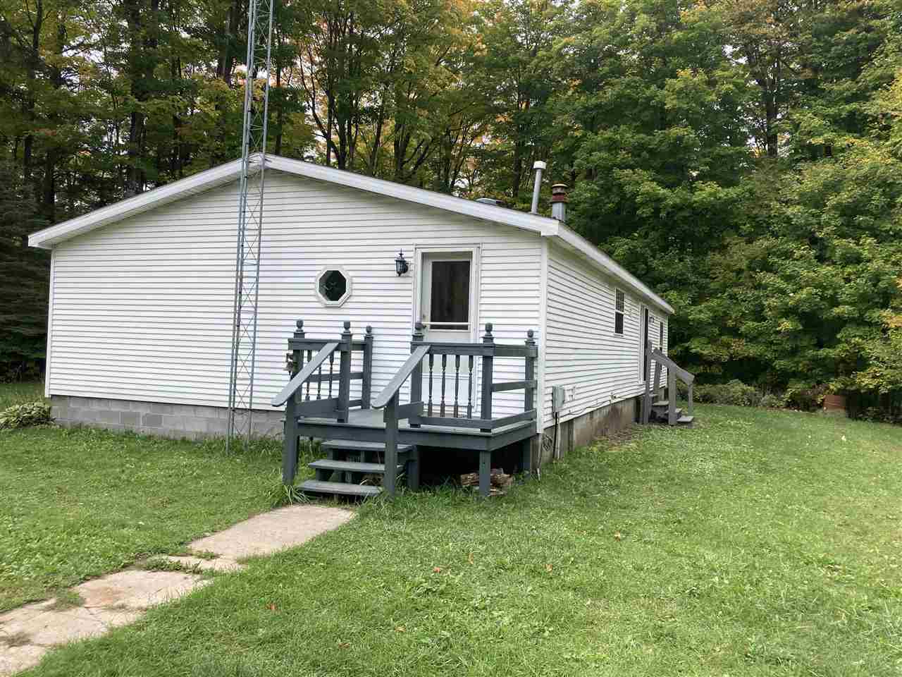 3660 Highway 32 Atlanta, MI 49709 - Photo 9 of 31 1893770-8.JPG