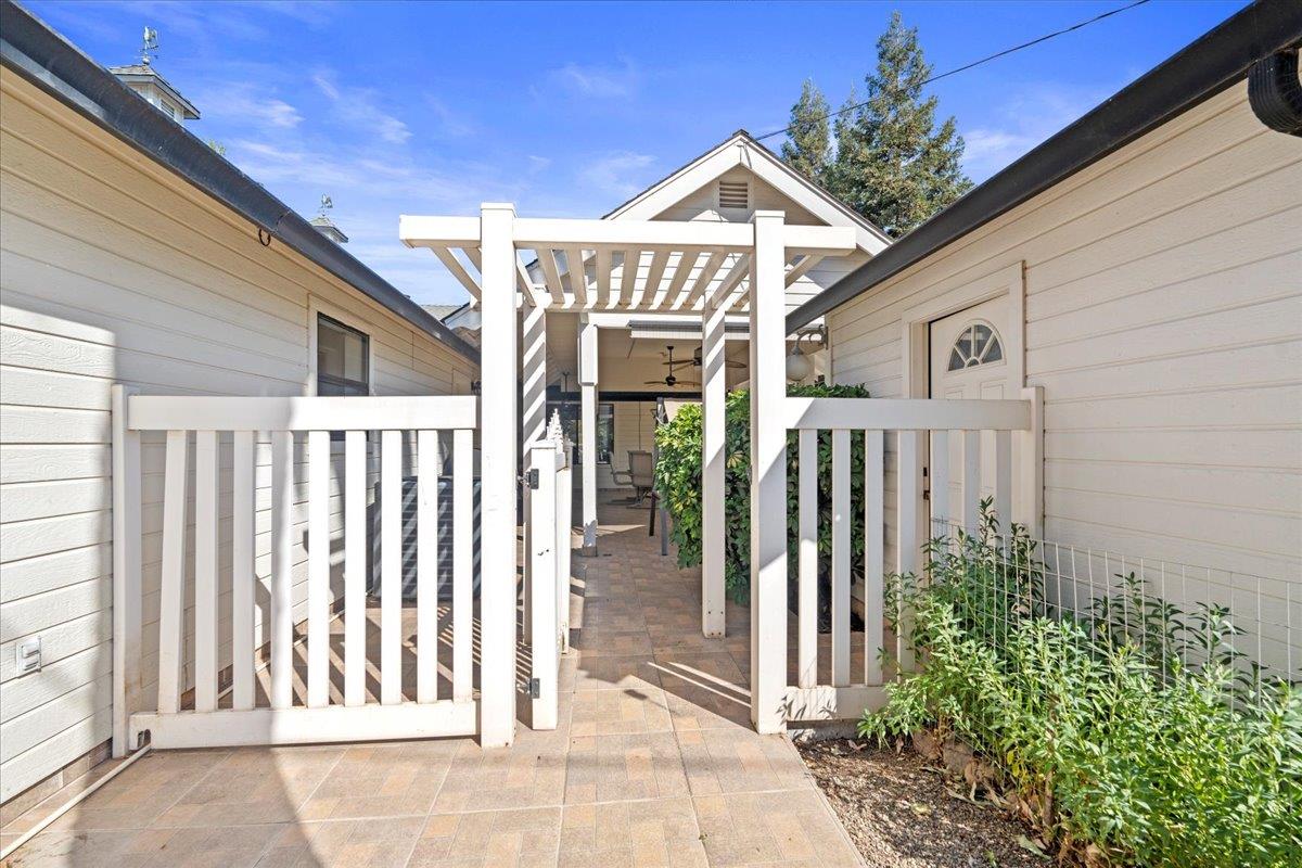 4616 Freelove Road Oakdale, CA 95361 - Photo 42 of 86 a front view of a house with entryway