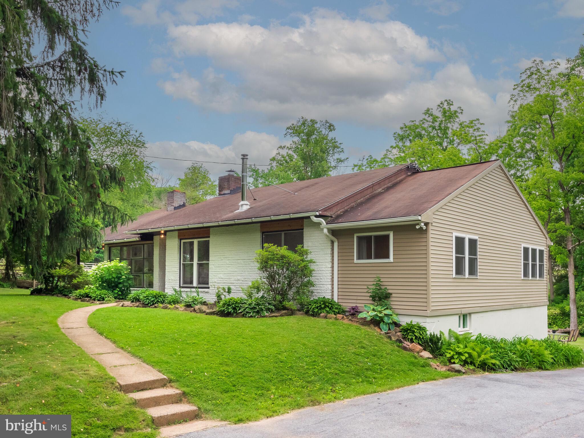 2811 Coventryville Road Pottstown, PA 19465 - Photo 1 of 58 Gallery Image 1