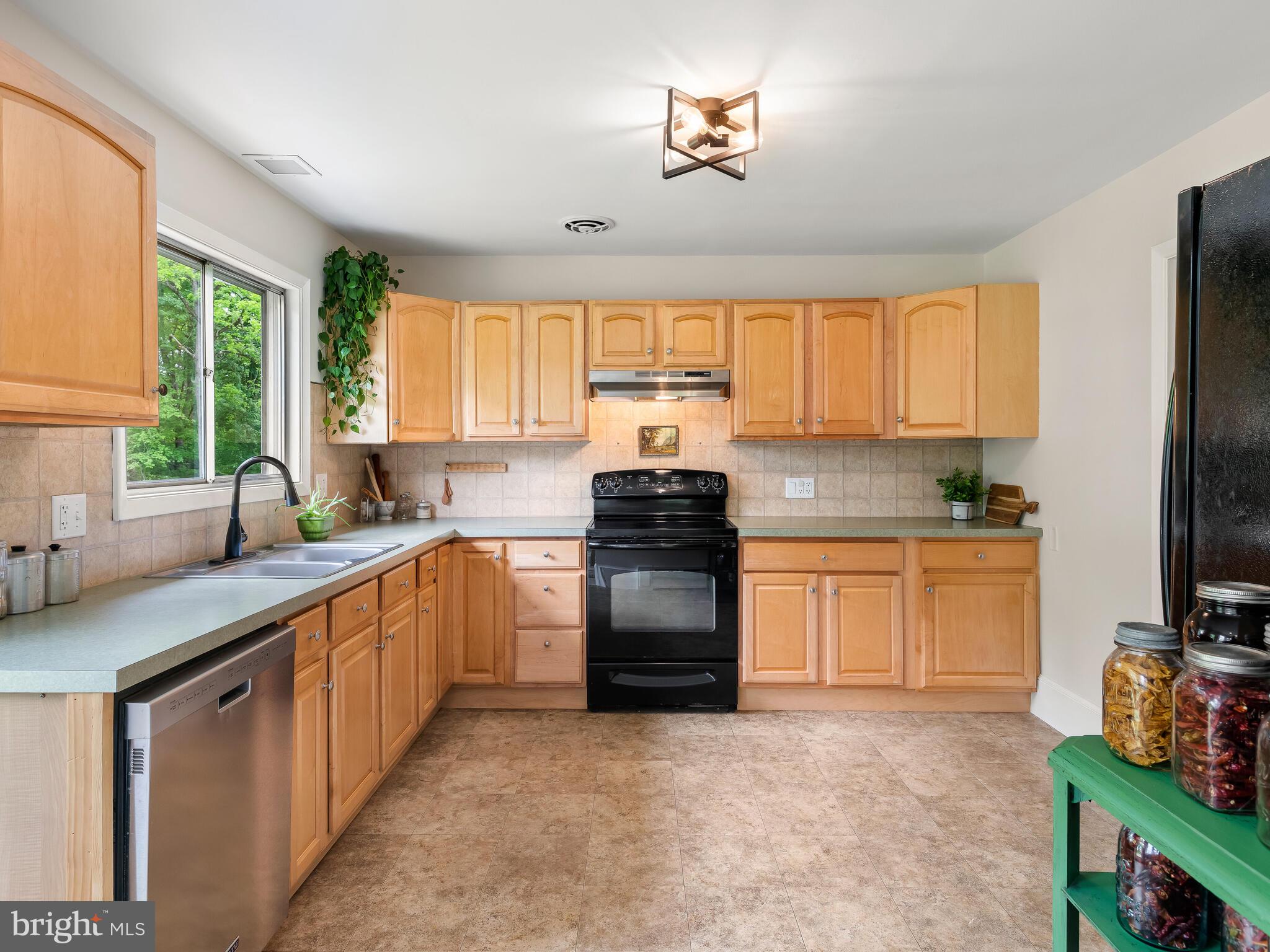 2811 Coventryville Road Pottstown, PA 19465 - Photo 23 of 58 Gallery Image 23