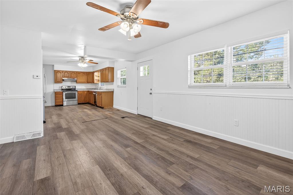13071 Hencher Road De Soto, MO 63020 - Photo 7 of 24