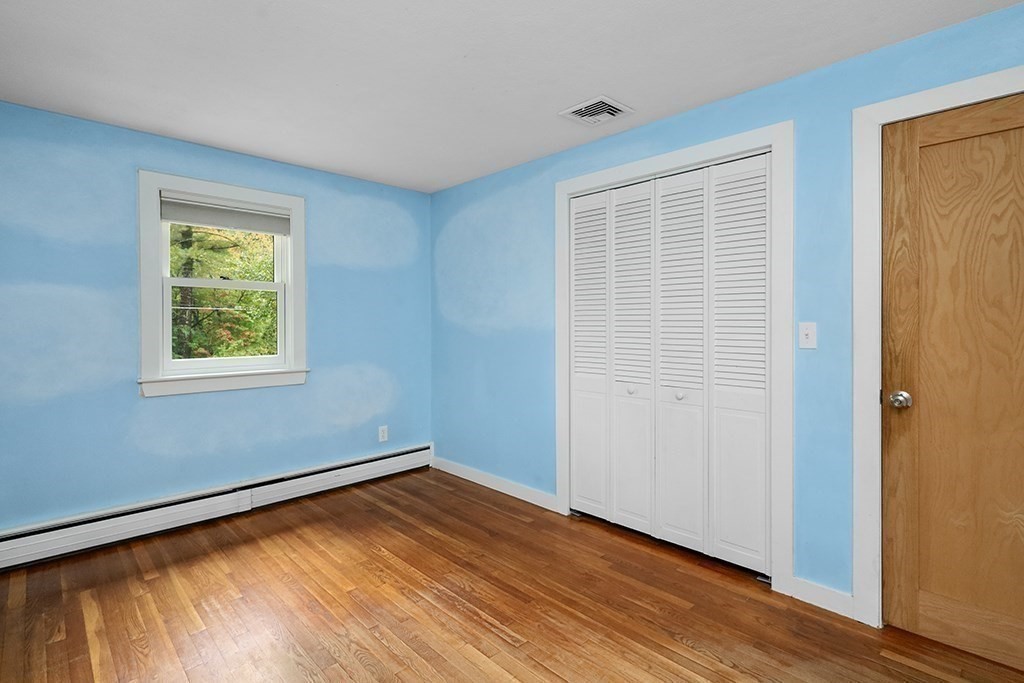 10 Hillcrest Road Medfield, MA 02052 - Photo 17 of 29 Gallery Image 17
