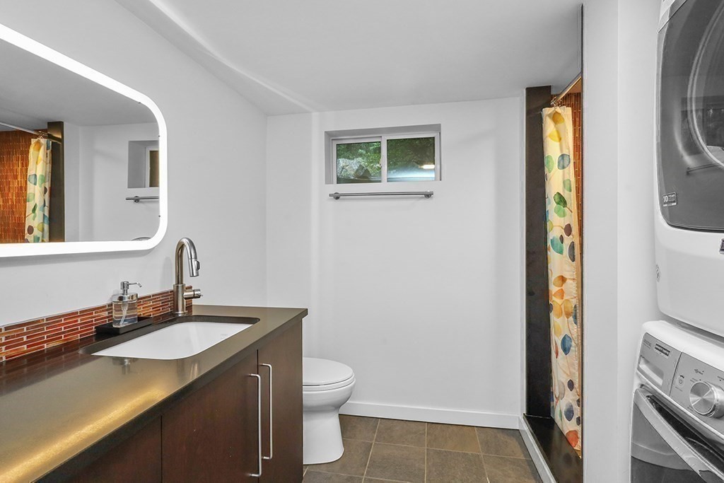 10 Hillcrest Road Medfield, MA 02052 - Photo 24 of 29 Gallery Image 24