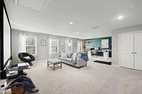 $574,900 | 7804 Charters End Street, Willow Spring, NC 27592