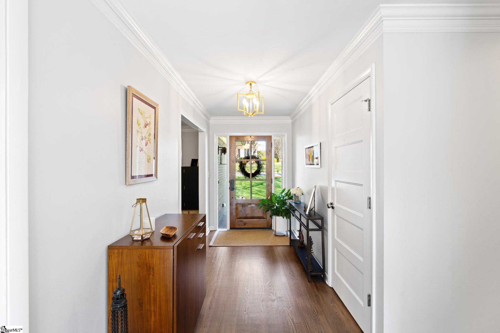 192 Chapman Road Greenville, SC 29605 - Photo 5 of 36 Gallery Image 5