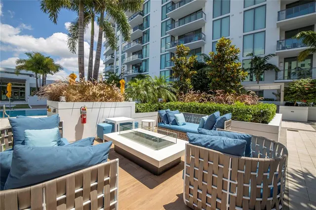 $1,800,000 | 100 1st Avenue North, Unit 1804, St. Petersburg, FL 33701