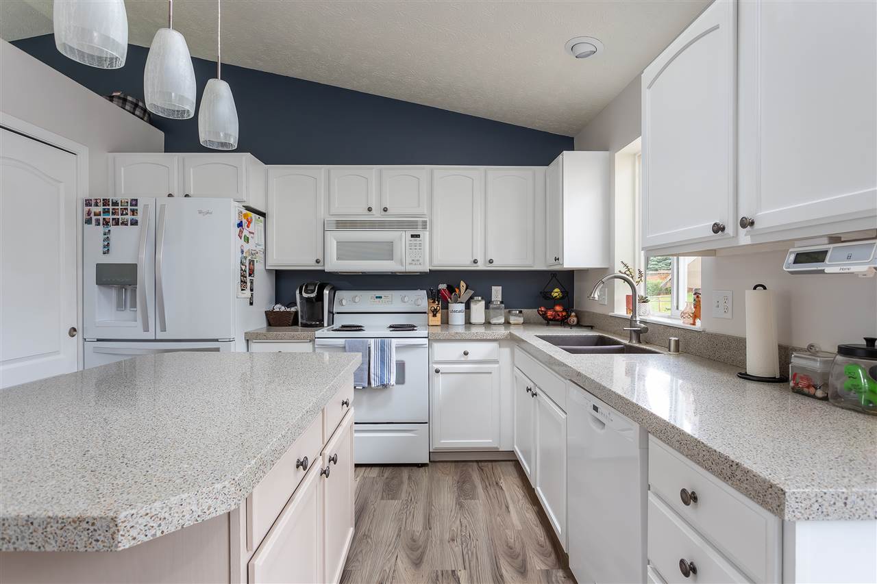 415 East Trevor Road Colbert, WA 99005 - Photo 7 of 20