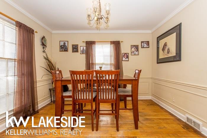 20209 Lichfield Road Detroit, MI 48221 - Photo 6 of 19