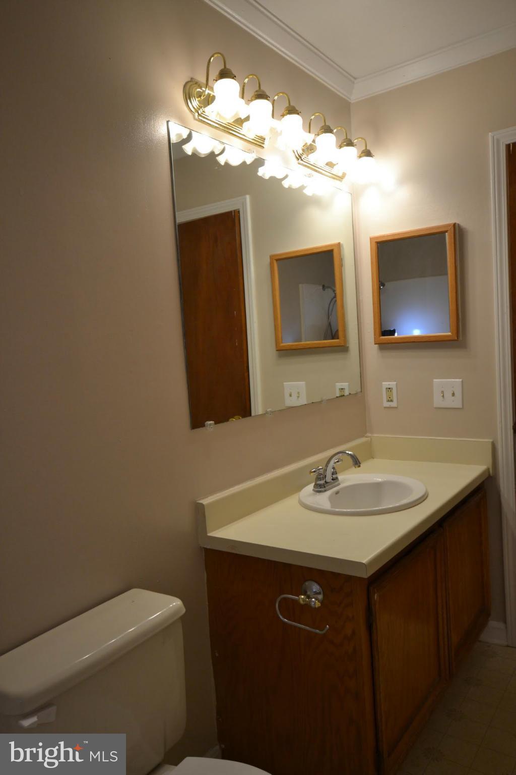 15339 Waterloo Road Amissville, VA 20106 - Photo 13 of 21 Bath