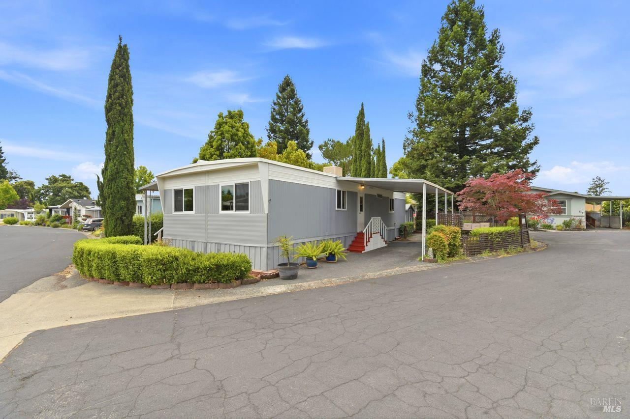 51 Coronado Circle Santa Rosa, CA 95409 - Photo 4 of 36