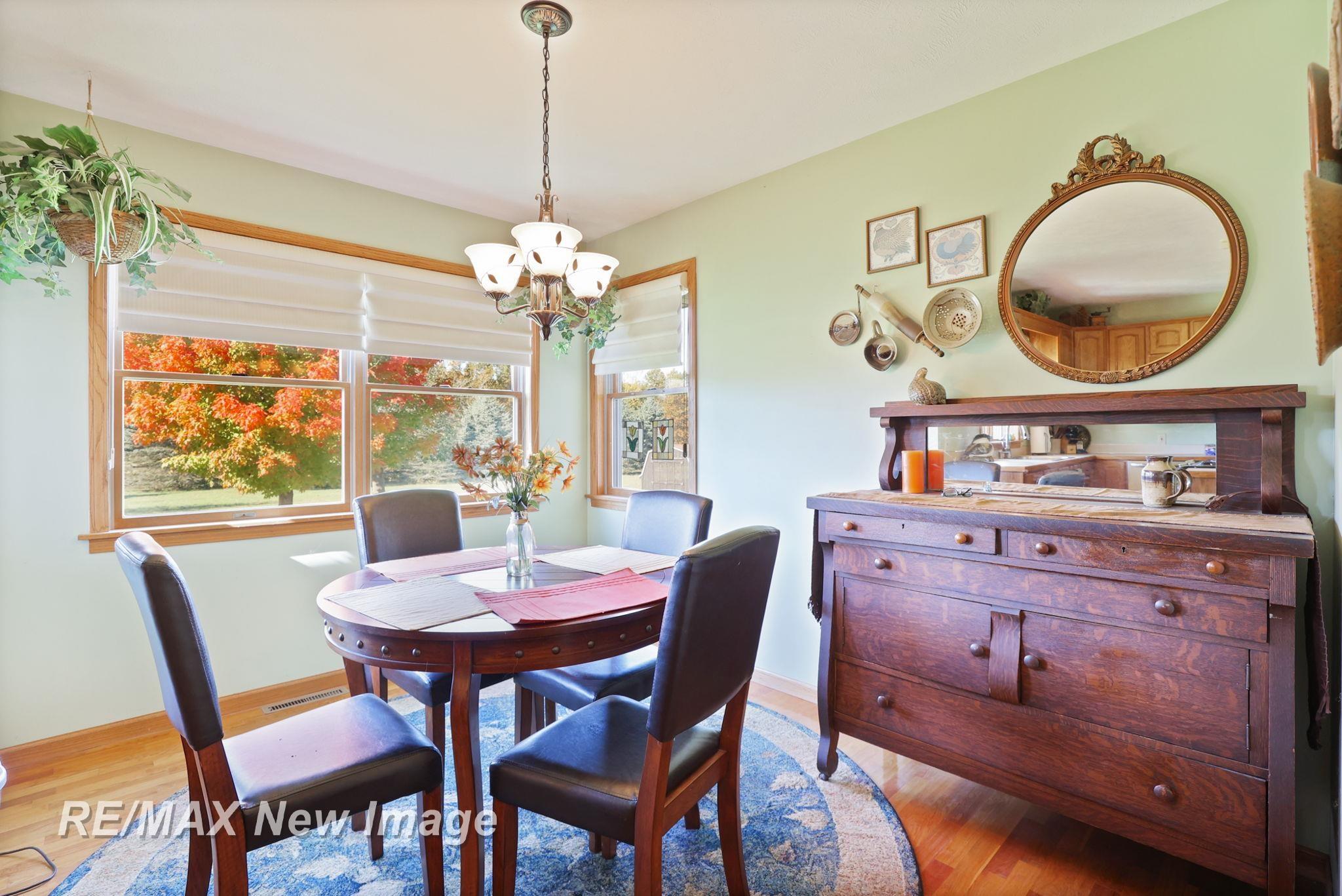 13886 Litchfield Road Montrose, MI 48457 - Photo 19 of 76 50192015-37d0ef25-d00f-41c2-a066-83993716080b.JPG