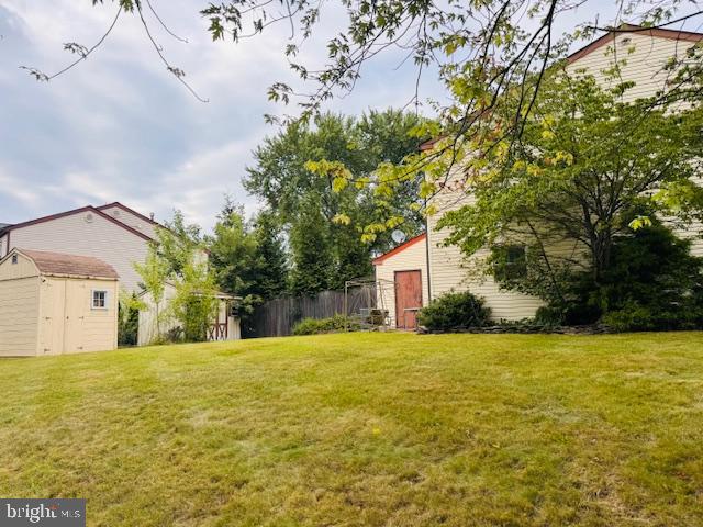 632 Longfellow Court Warminster, PA 18974 - Photo 26 of 30 a house view with a outdoor space