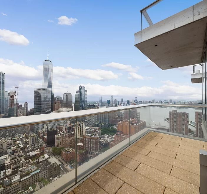 56 Leonard Street, Unit 43BEAST Manhattan, NY 10013 - Photo 7 of 16 a view of a terrace