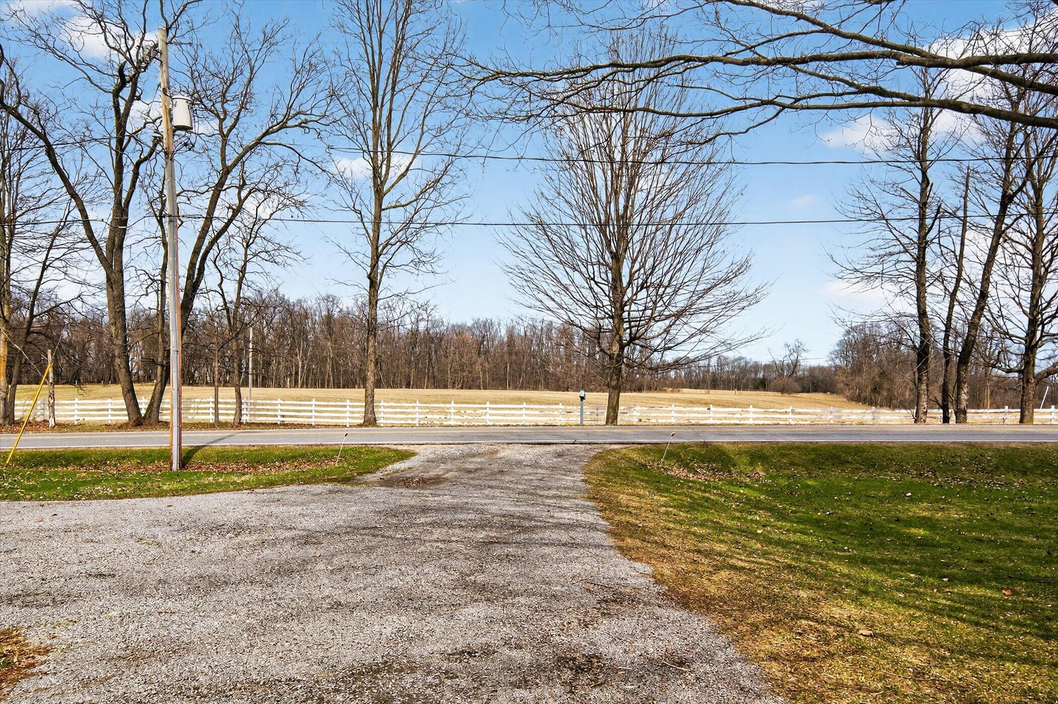 7001 Jefferson Road Brooklyn, MI 49230 - Photo 49 of 49 51-7001 Jefferson Rd Brooklyn-Windowstil