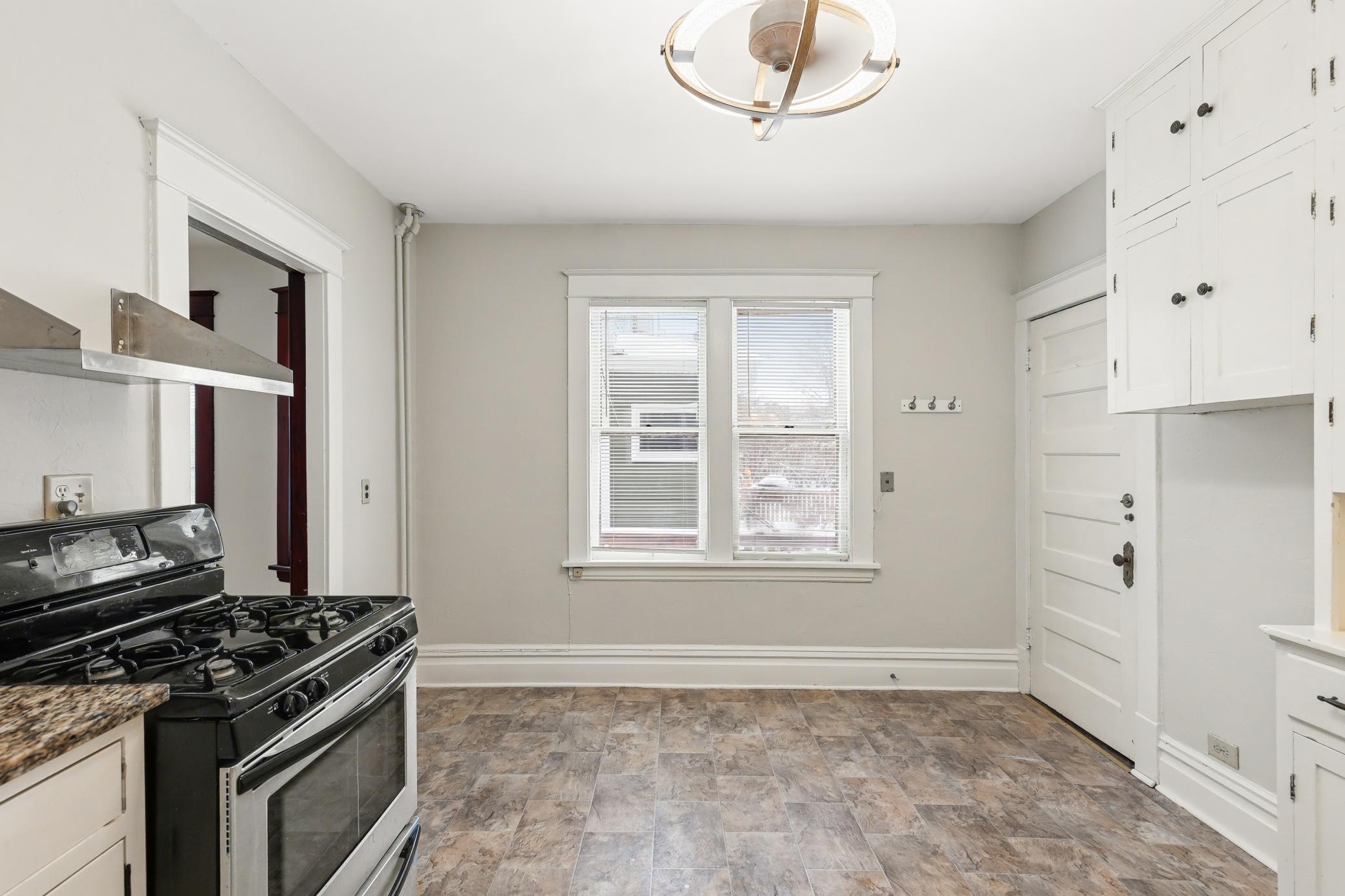 1222 6th Street Northeast Minneapolis, MN 55413 - Photo 21 of 44