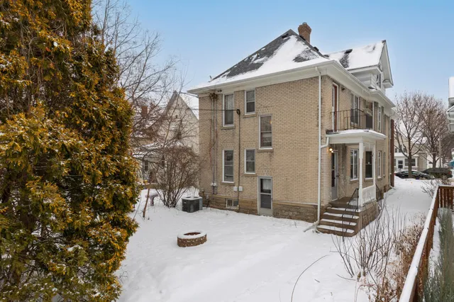 $559,000 | 1222 6th Street Northeast, Minneapolis, MN 55413