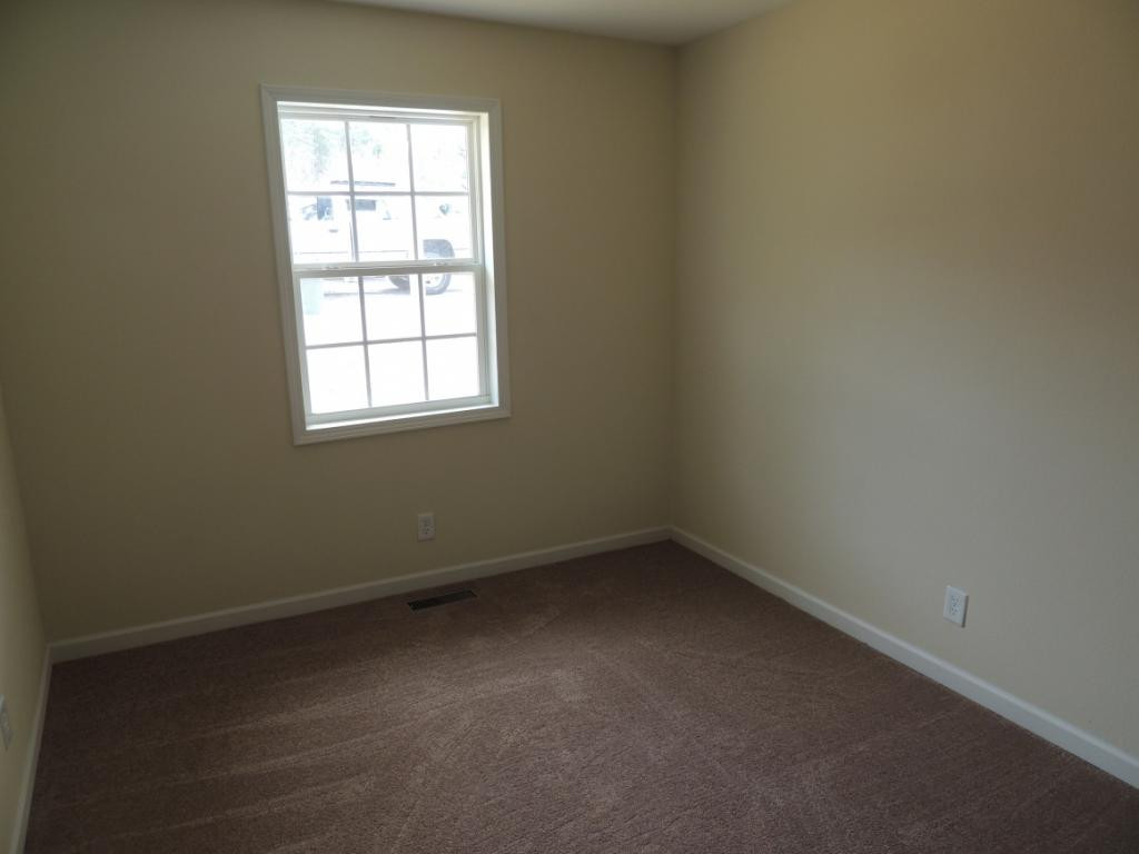 135 Forest Road Rogersville, TN 37857 - Photo 11 of 17 Bedroom 3