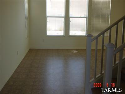 8370 West Razorbill Drive Tucson, AZ 85757 - Photo 5 of 13 Gallery Image 5