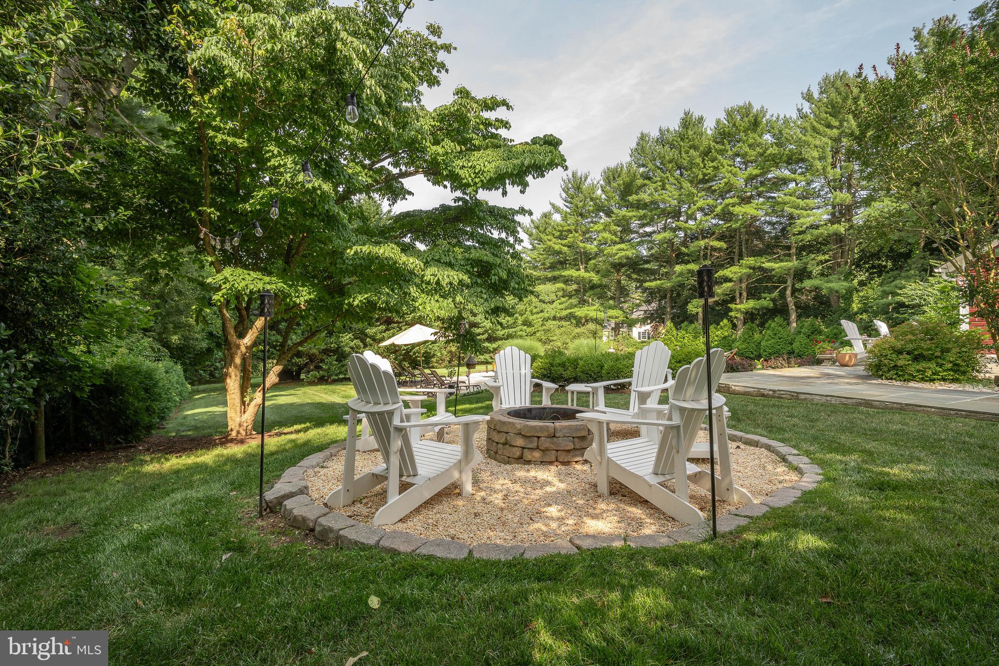 613 South Valley Forge Road Wayne, PA 19087 - Photo 41 of 43 a view of a chair and table of the garden