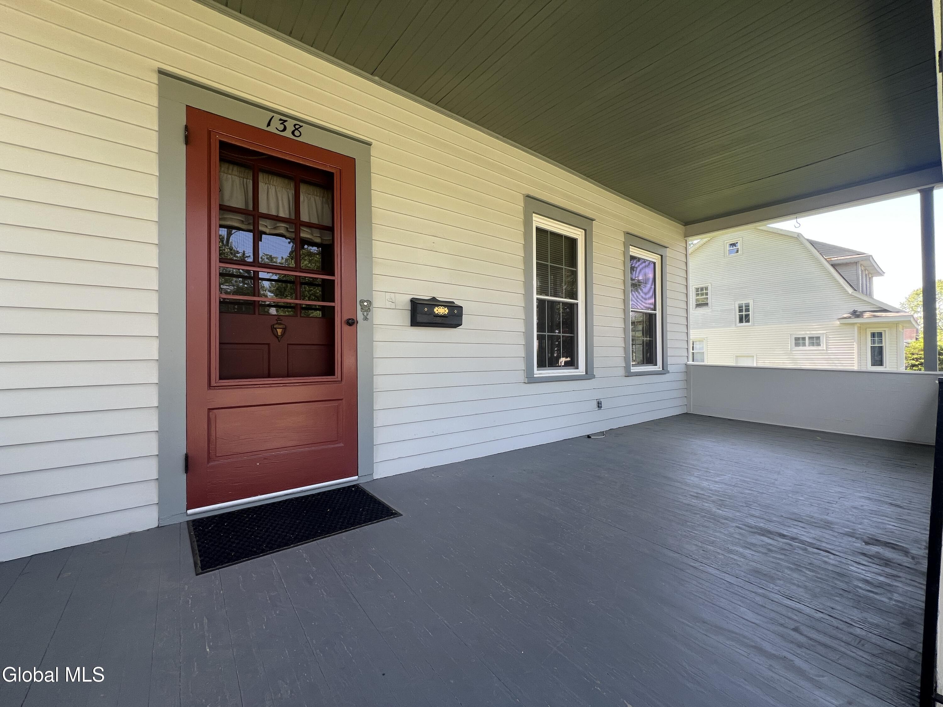 138 Eastholm Road Schenectady, NY 12304 - Photo 4 of 61 IMG_0028
