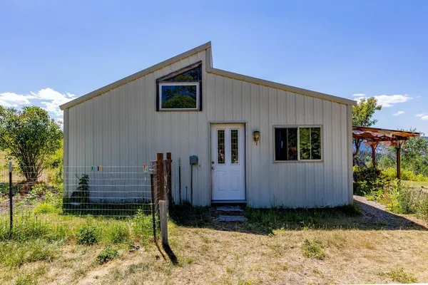 $344,000 | 253 White Mountain Road, Curlew, WA 99118