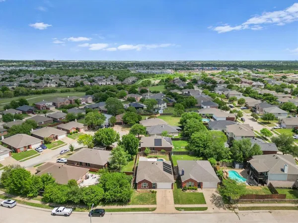 $329,900 | 8620 Chelan Way, Fort Worth, TX 76244