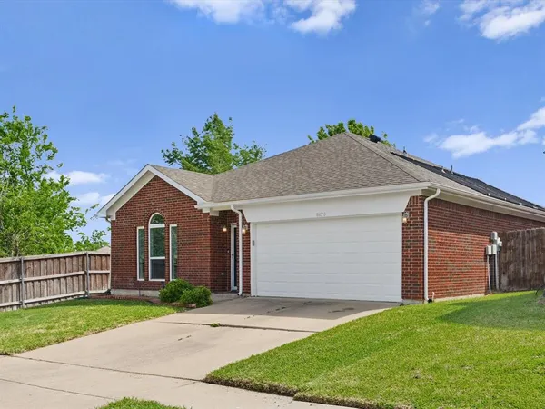 $329,900 | 8620 Chelan Way, Fort Worth, TX 76244