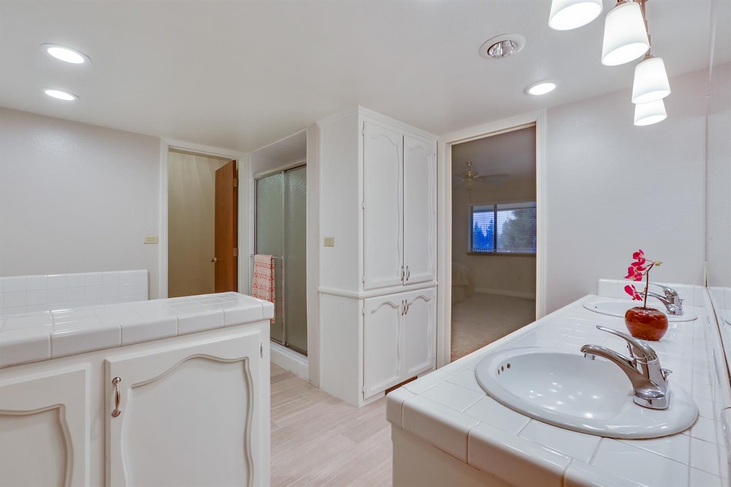 721 North Shirk Road, Unit G Visalia, CA 93291 - Photo 38 of 69 Additional Photo