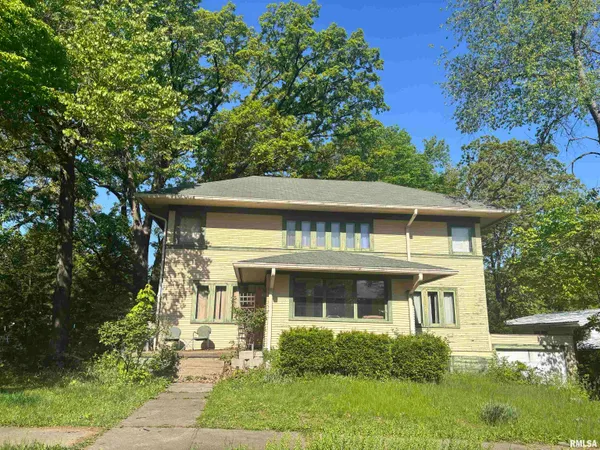 $160,000 | 216 North Normal Street, Macomb, IL 61455
